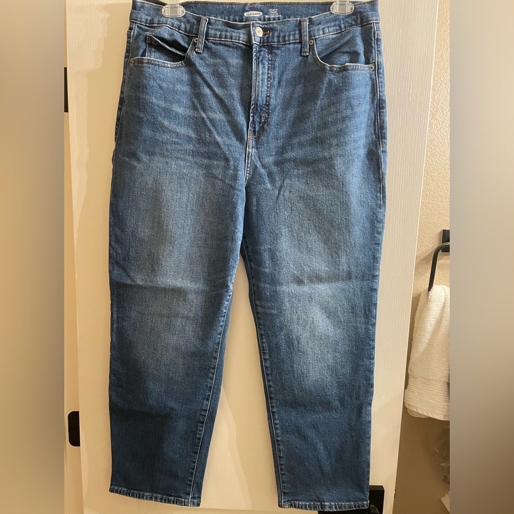 Old Navy Sky High Straight Women’s Classic Blue Denim Jeans Sz 16 Worn once